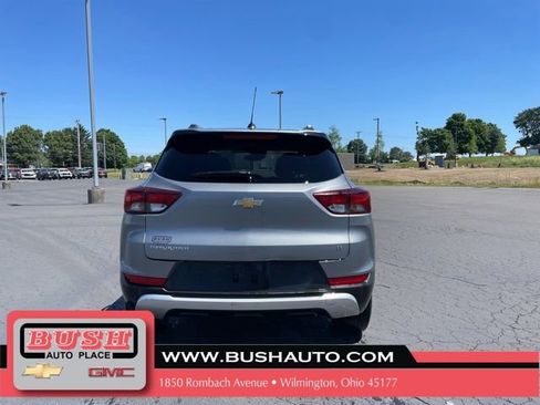 Used 2023 Chevrolet TrailBlazer LT FWD image 7