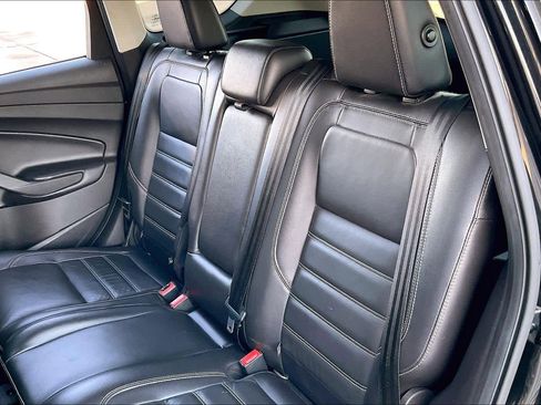 Used 2018 Ford Escape Titanium AWD/4WD image 21