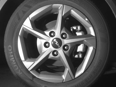 Used 2025 Kia K4 FWD image 13
