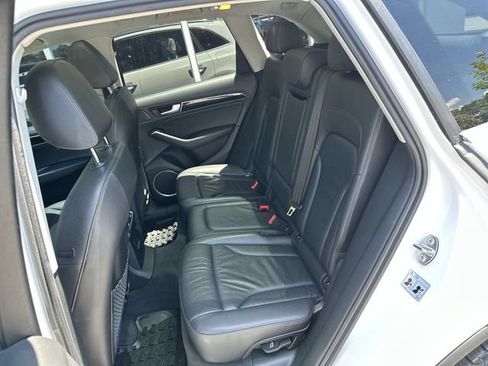 Used 2016 Audi Q5 2.0T Premium Plus w/ Technology Package AWD/4WD image 24