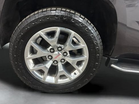 Used 2015 GMC Yukon SLT w/ Open Road Package AWD/4WD image 30
