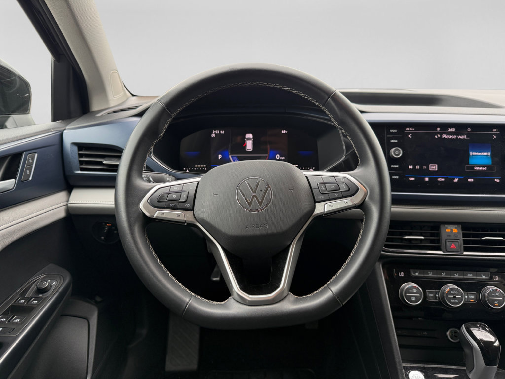 Used 2024 Volkswagen Taos SE AWD/4WD image 15