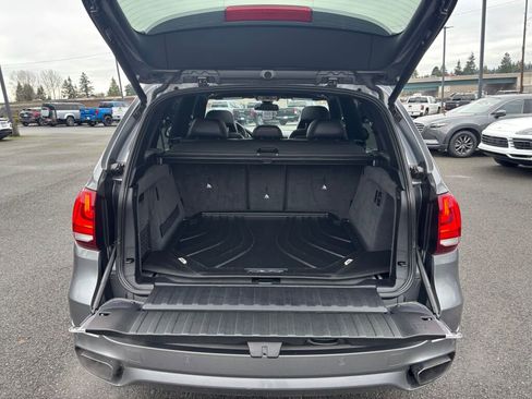 Used 2014 BMW X5 xDrive50i image 11