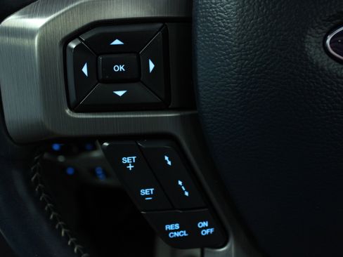 Used 2022 Ford F450 Limited w/ FX4 Off-Road Package image 20