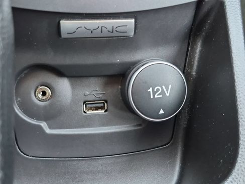 Used 2018 Ford Fiesta SE FWD image 30