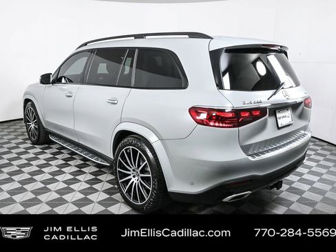 Used 2024 Mercedes-Benz GLS 580 4MATIC image 3