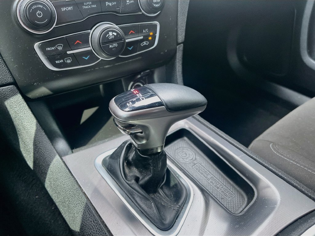 Used 2022 Dodge Charger R/T RWD image 16
