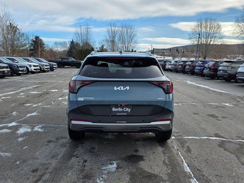 New 2026 Kia Sportage EX image 6