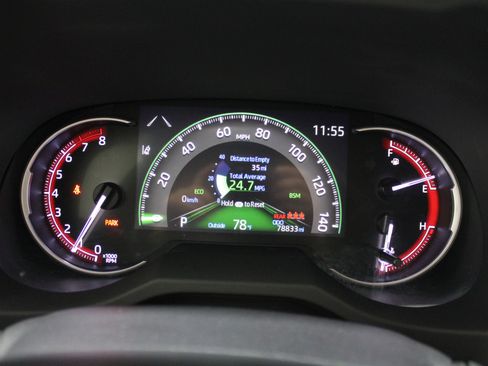 Used 2019 Toyota RAV4 Limited AWD/4WD image 31