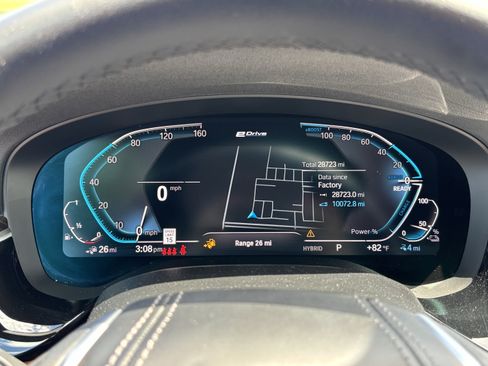 Certified 2023 BMW 530e w/ Premium Package RWD image 21