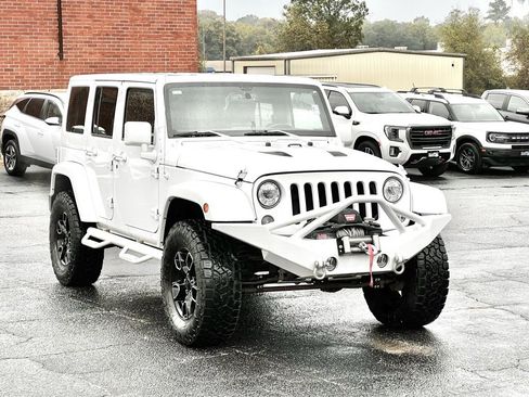 Used 2018 Jeep Wrangler Unlimited Altitude image 7