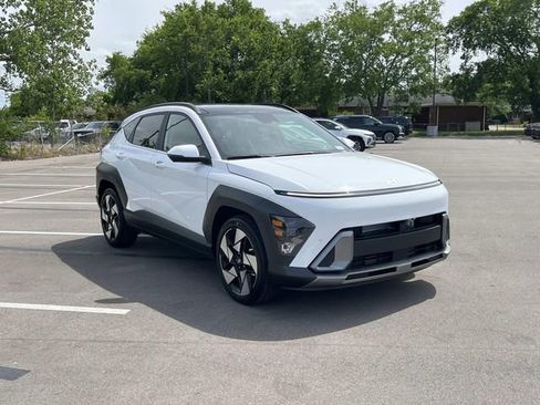 New 2026 Hyundai Kona Limited FWD image 3