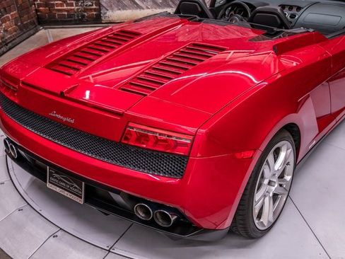 Used 2014 Lamborghini Gallardo LP 550-2 image 12
