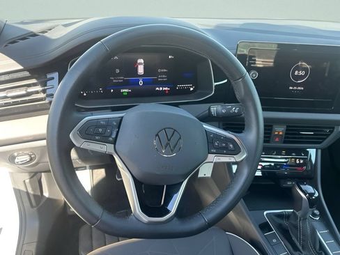 Used 2025 Volkswagen Jetta Sport FWD image 11