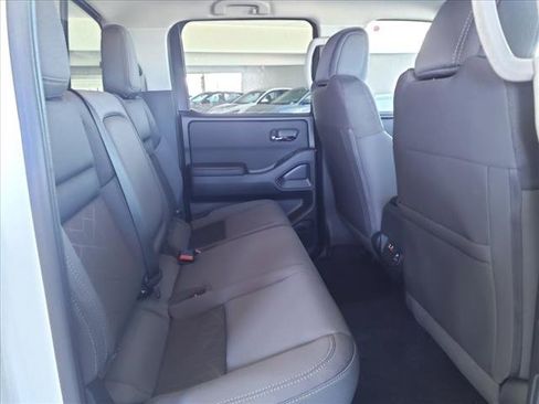 New 2025 Nissan Frontier SV w/ SV Convenience Package image 7