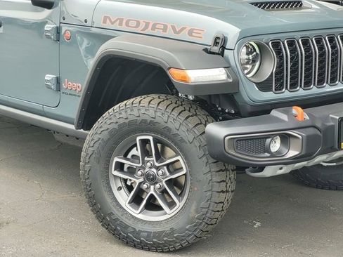 New 2026 Jeep Gladiator Mojave image 3