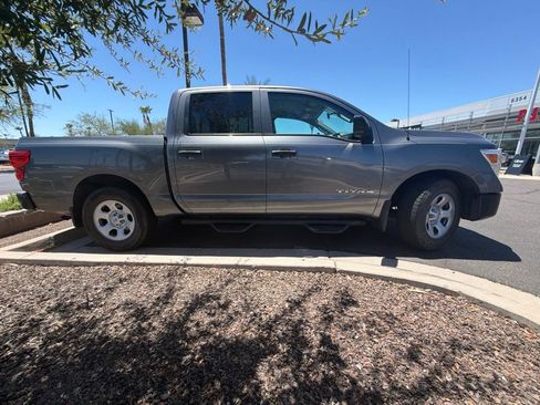 Used 2019 Nissan Titan S RWD image 5