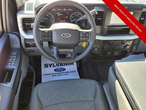 New 2026 Ford F250 XL w/ XL Off-Road Package AWD/4WD image 7