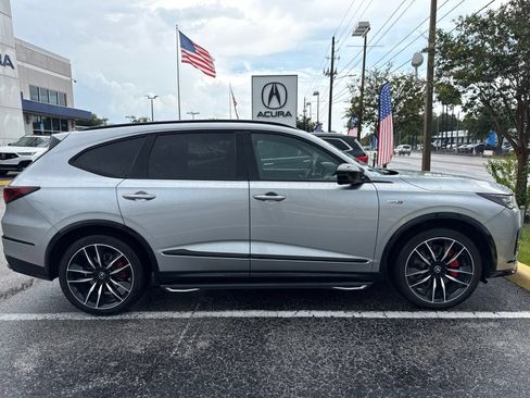 Used 2023 Acura MDX Type S AWD/4WD image 9