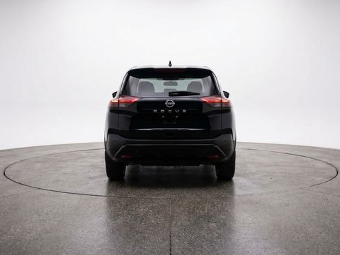 Used 2025 Nissan Rogue SV image 7