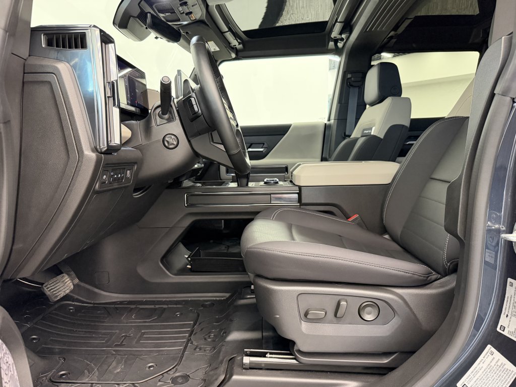 Used 2026 GMC Hummer EV SUV AWD/4WD image 17