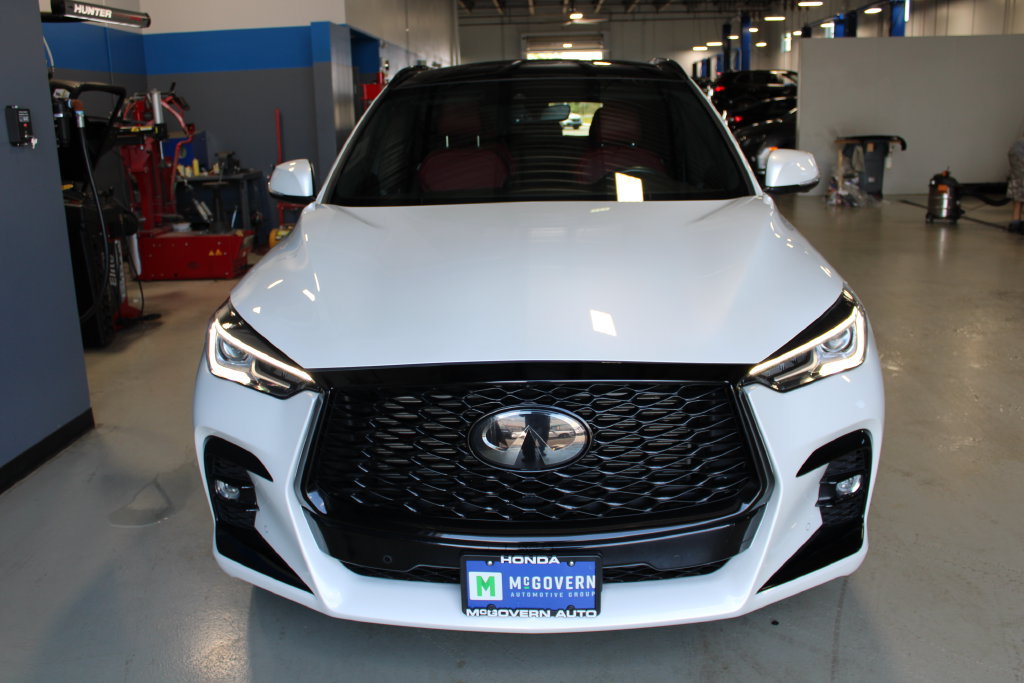 Used 2024 INFINITI QX50 Sport AWD/4WD image 2
