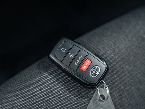 Used 2026 Toyota Camry LE image 43