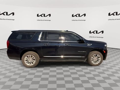 Used 2021 GMC Yukon XL SLT AWD/4WD image 2