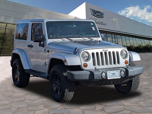 Used 2012 Jeep Wrangler Sahara image 8