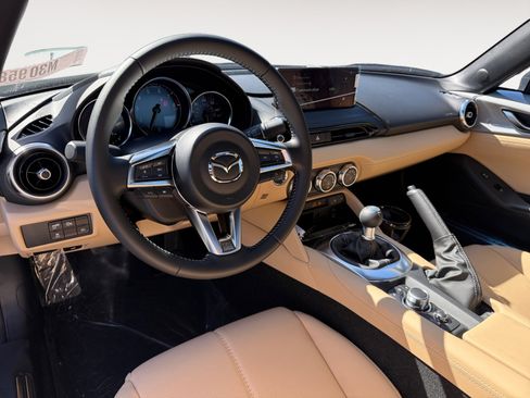 New 2026 MAZDA MX-5 Miata RF Grand Touring RWD image 15