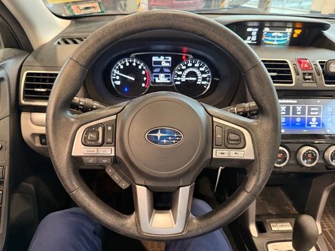 Used 2018 Subaru Forester 2.5i Premium AWD/4WD image 11