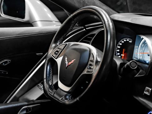 Used 2016 Chevrolet Corvette Stingray Coupe w/ 3LT Preferred Equipment Group RWD image 17