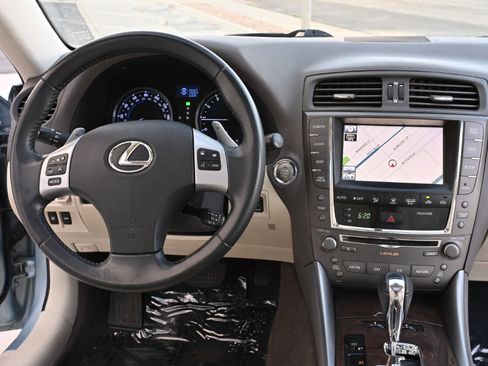 Used 2011 Lexus IS 250 w/ Premium Pkg Value Edition image 15
