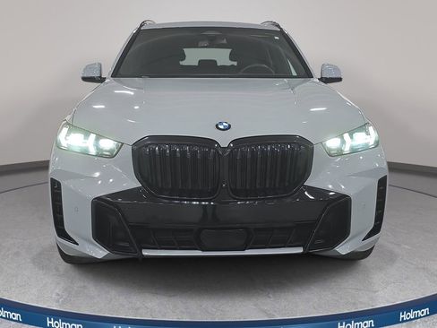 Certified 2024 BMW X5 xDrive40i w/ M Sport Package AWD/4WD image 3