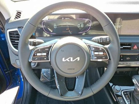 New 2026 Kia Seltos S image 9