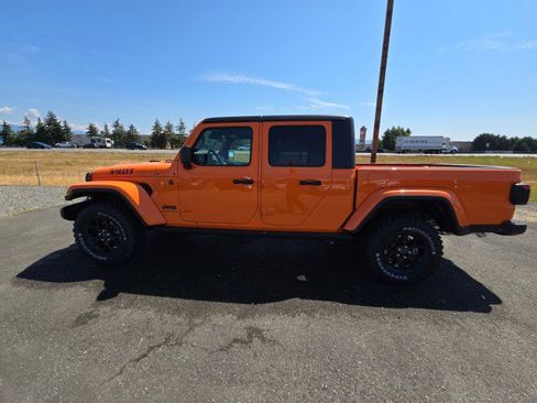 New 2025 Jeep Gladiator Sport image 7