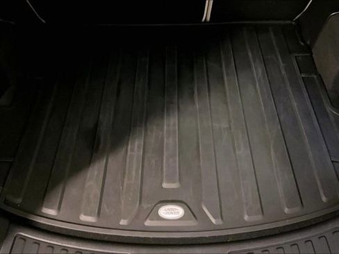 Certified 2025 Land Rover Discovery Sport S image 33