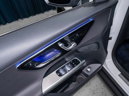 New 2026 Mercedes-Benz GLC 300 4MATIC image 11