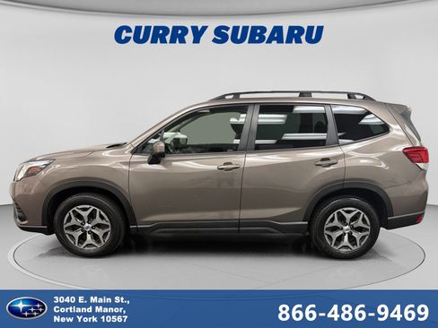 Certified 2023 Subaru Forester Premium AWD/4WD image 2