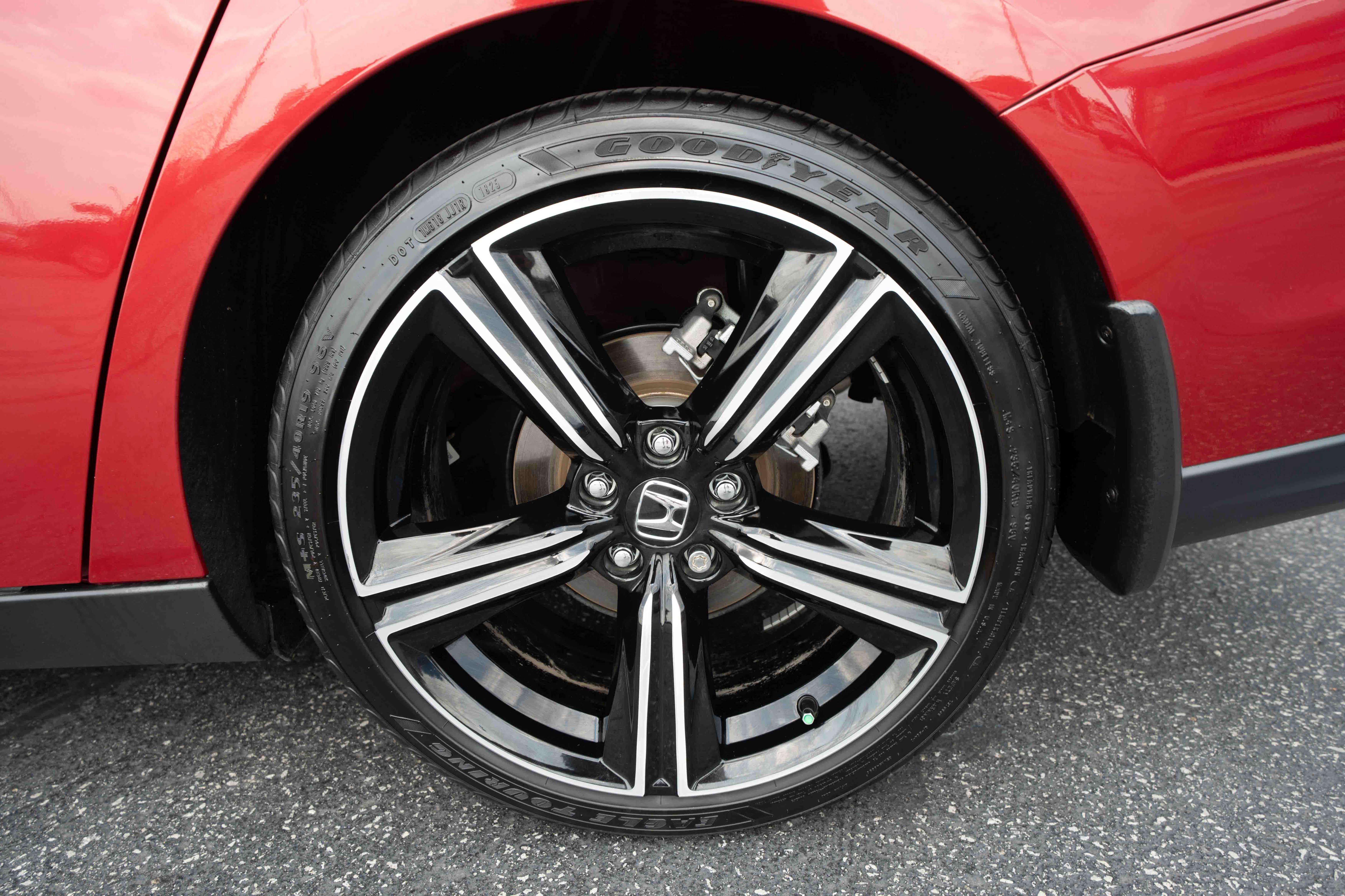 Certified 2025 Honda Accord Sport image 28