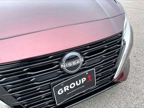 Used 2025 Nissan Altima 2.5 SV image 29