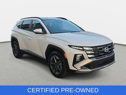 Certified 2025 Hyundai Tucson SEL image 3