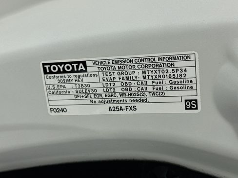 Used 2021 Toyota Highlander Limited AWD/4WD image 23