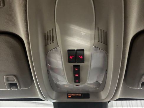 Used 2017 GMC Terrain SLE FWD image 23