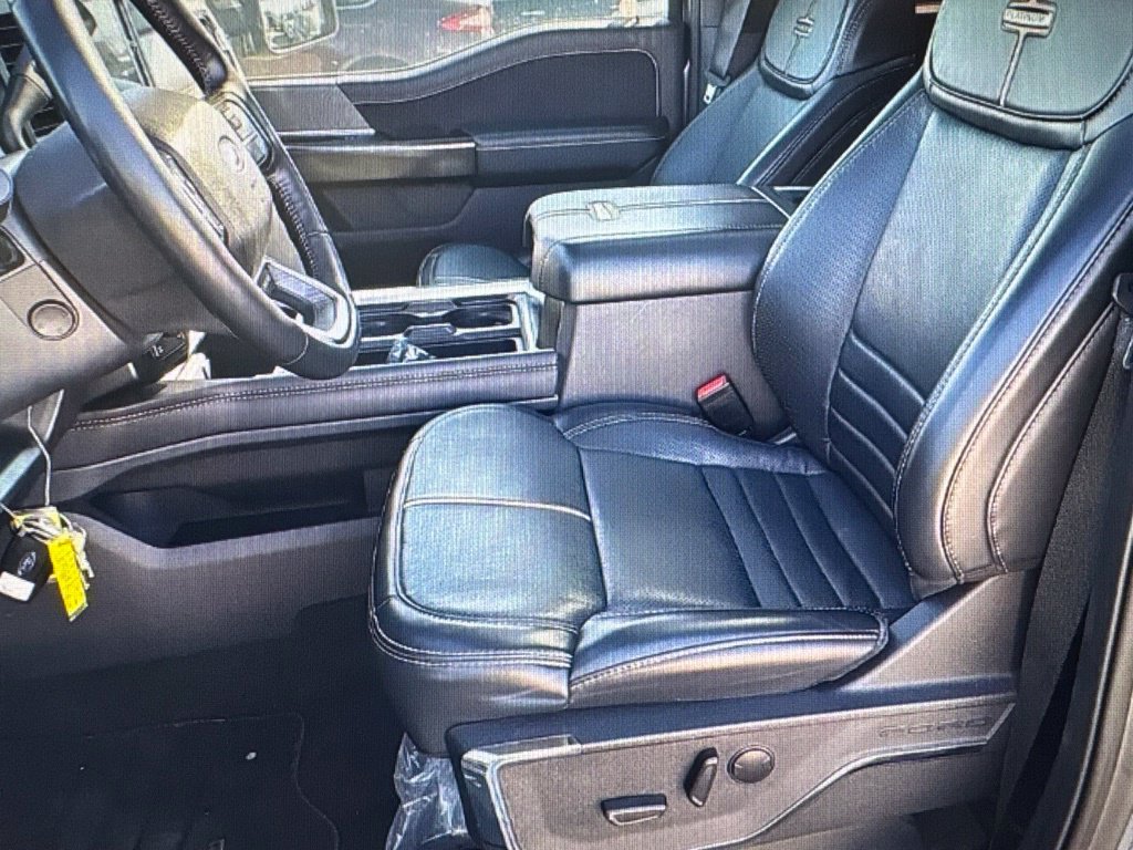 Used 2023 Ford F350 Platinum AWD/4WD image 9