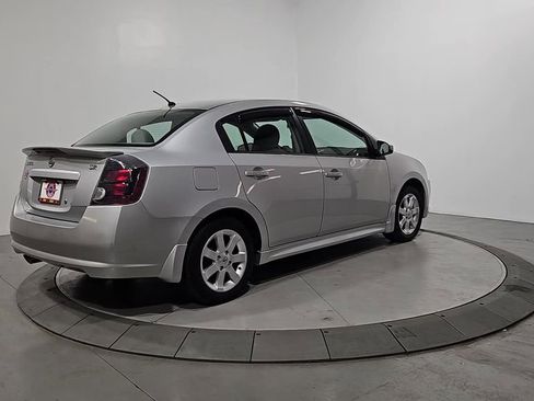 Used 2012 Nissan Sentra 2.0 SR image 5