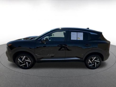 Used 2026 Nissan Kicks SV FWD image 7