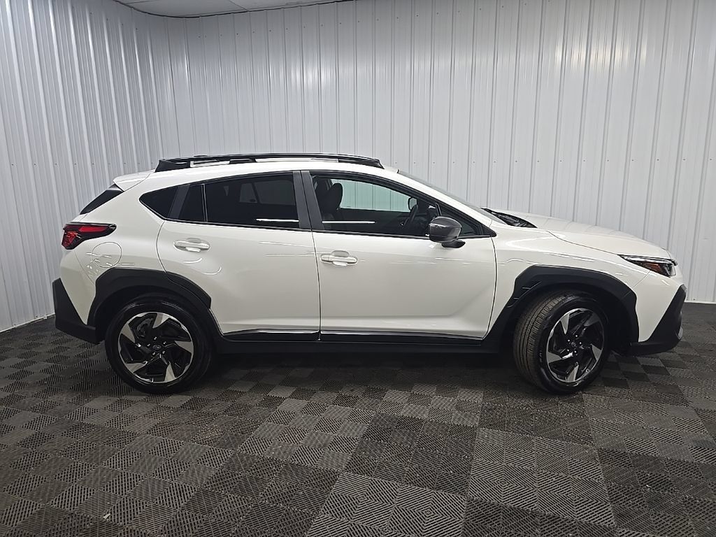 Used 2025 Subaru Crosstrek 2.5i Limited AWD/4WD image 2