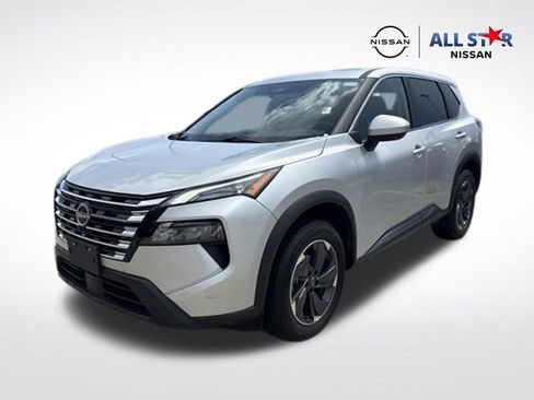 Used 2025 Nissan Rogue SV FWD image 1
