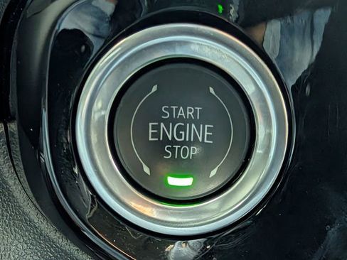 Used 2024 Chevrolet Silverado 1500 High Country image 25